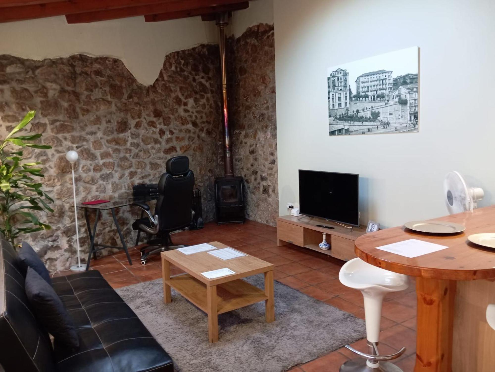 Apartamentos Las Cuadras De Estanos Muriedas Dış mekan fotoğraf