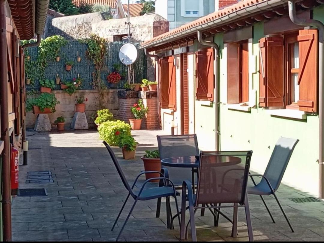 Apartamentos Las Cuadras De Estanos Muriedas Dış mekan fotoğraf